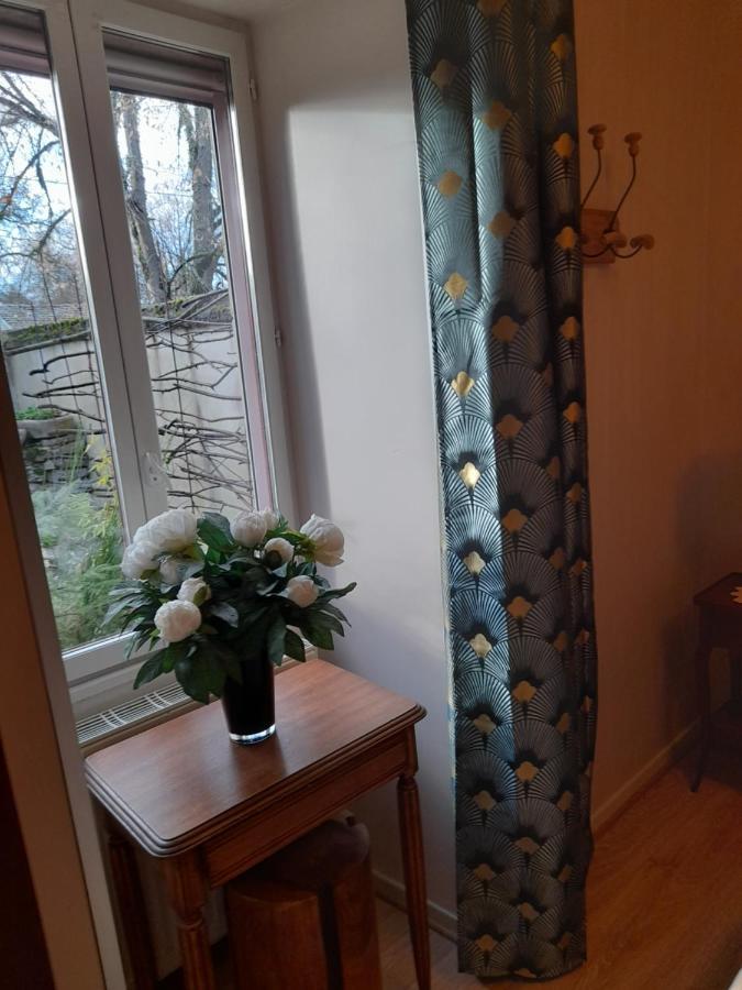 Aux Glycines Bed & Breakfast Marcilly-Ogny Exterior photo