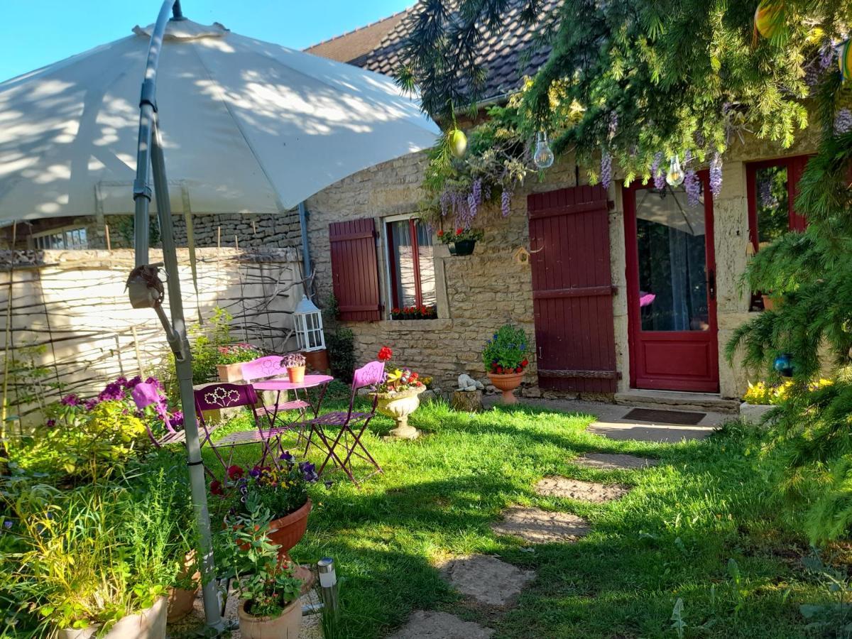 Aux Glycines Bed & Breakfast Marcilly-Ogny Exterior photo